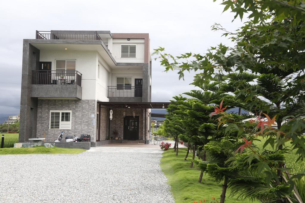 Langkawi B&B Luodong Exteriör bild